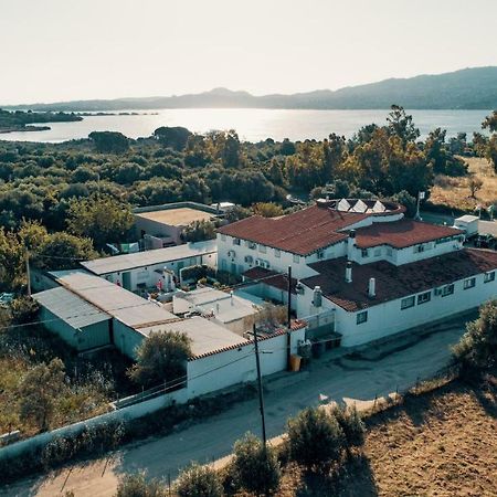 Hotel Il Timone Cugnana Eksteriør billede