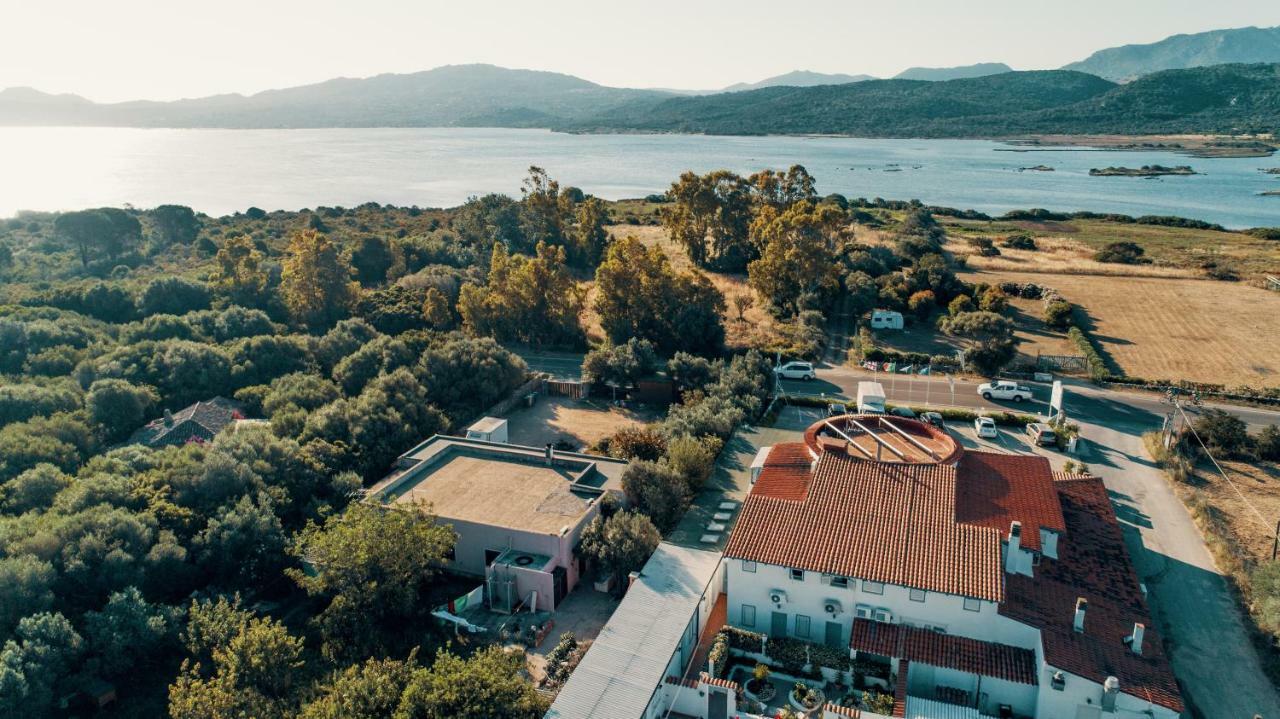 Hotel Il Timone Cugnana Eksteriør billede
